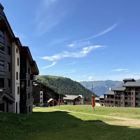 Apartment Amethyste - Confort - Acces Direct Aux Pistes - Vue Pistes - Rez-de-chaussee Mae-3757 Macot-la-Plagne